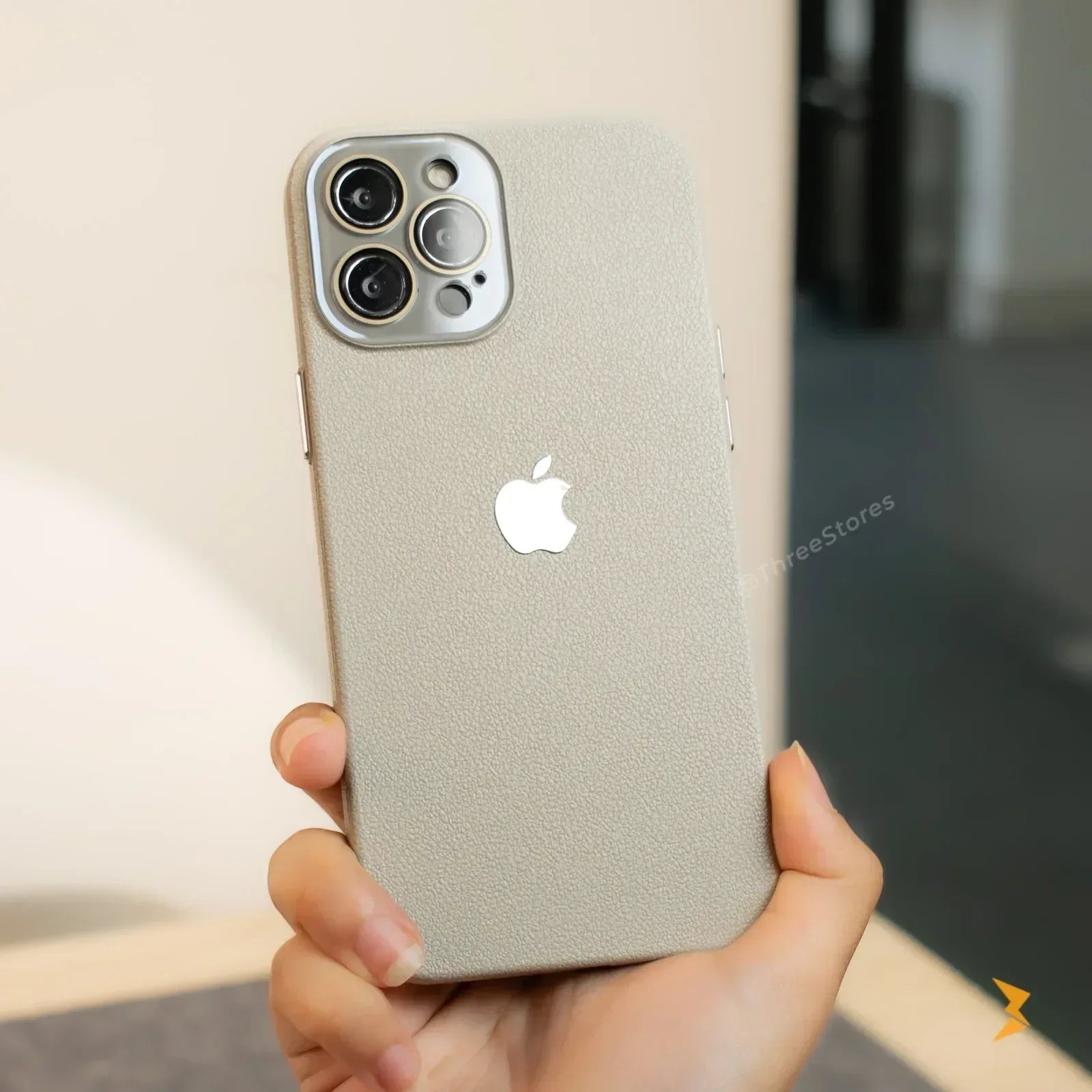 Temper Classic Case iPhone 12 Pro Max - Three