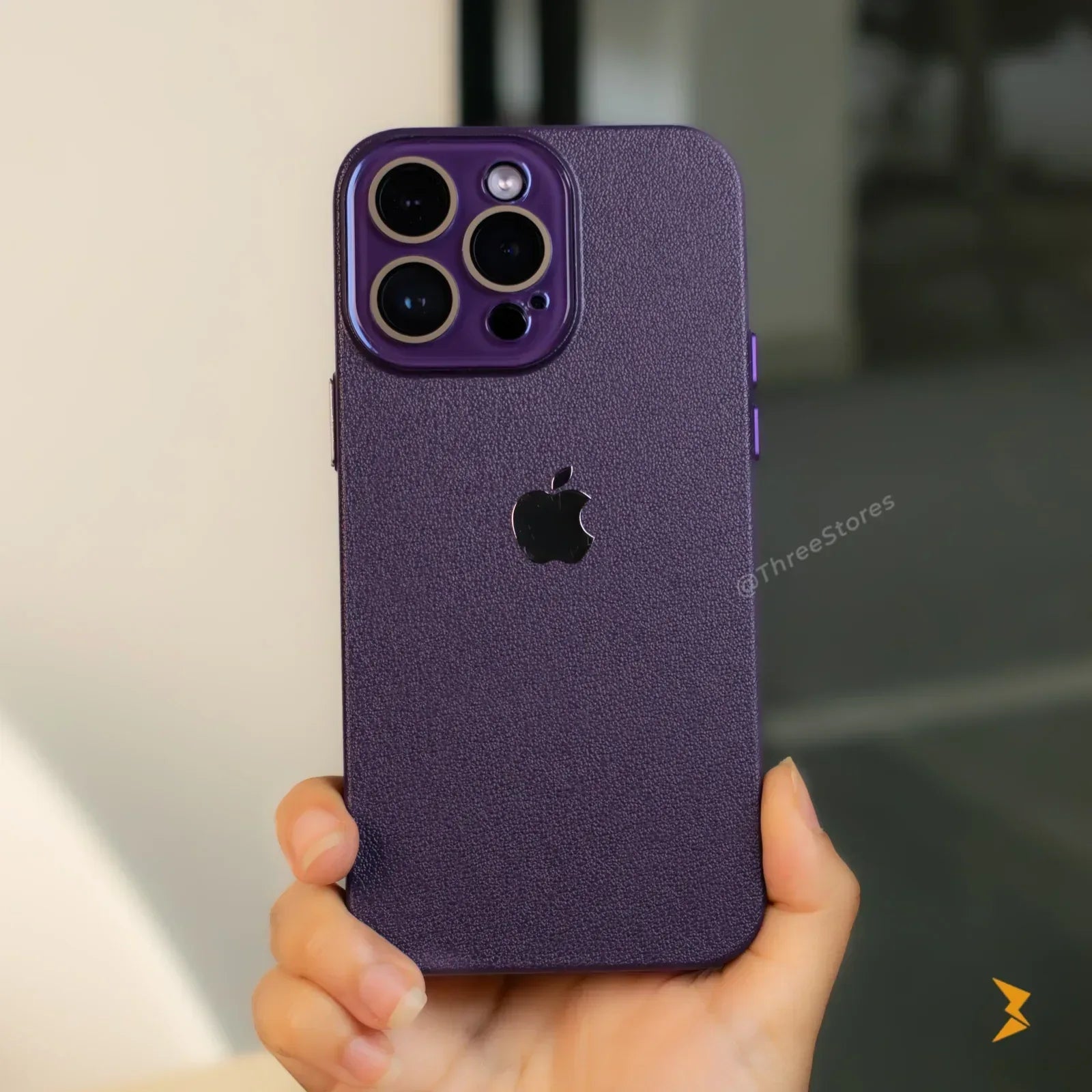 Temper Classic Case iPhone 14 Pro Max - Three