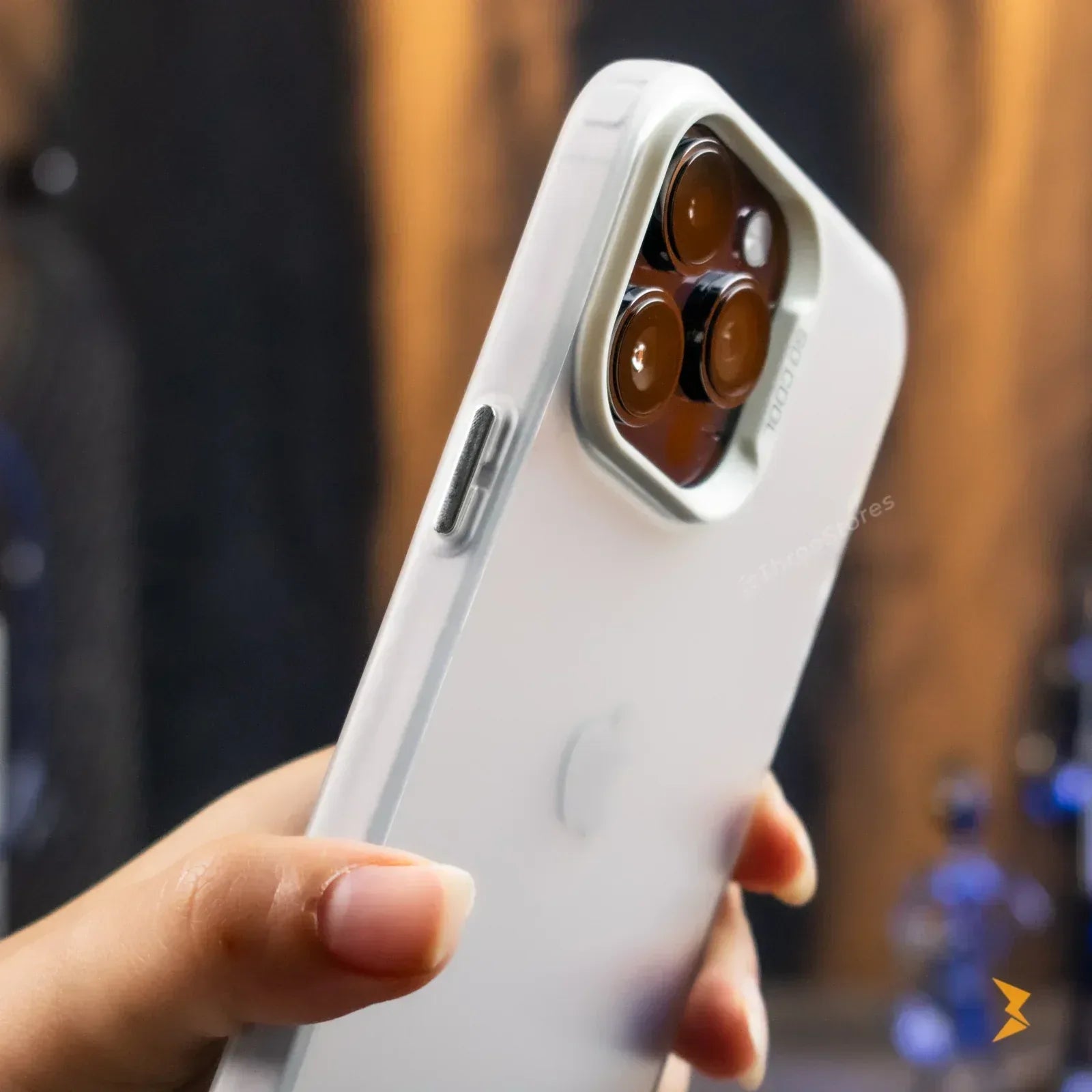 Aero Cool Case iPhone 14 Pro - Three