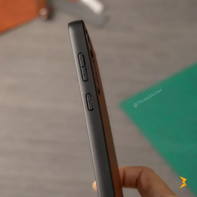 Prestige Leather Case Samsung S23 FE - Three