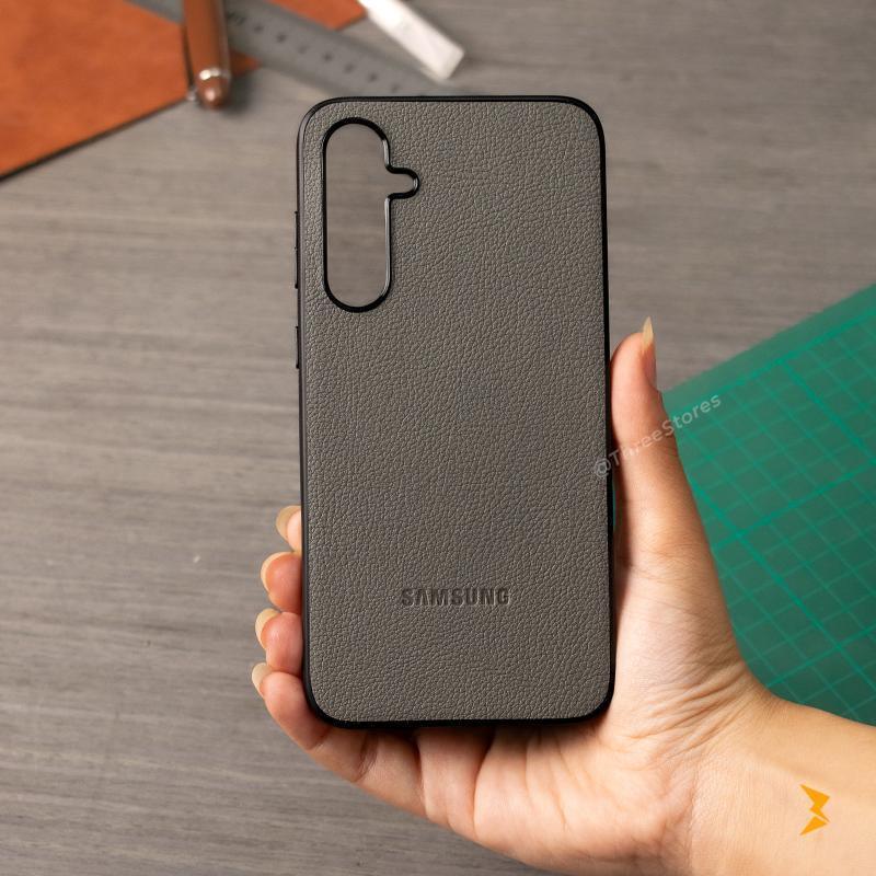 Prestige Leather Case Samsung S23 FE - Three