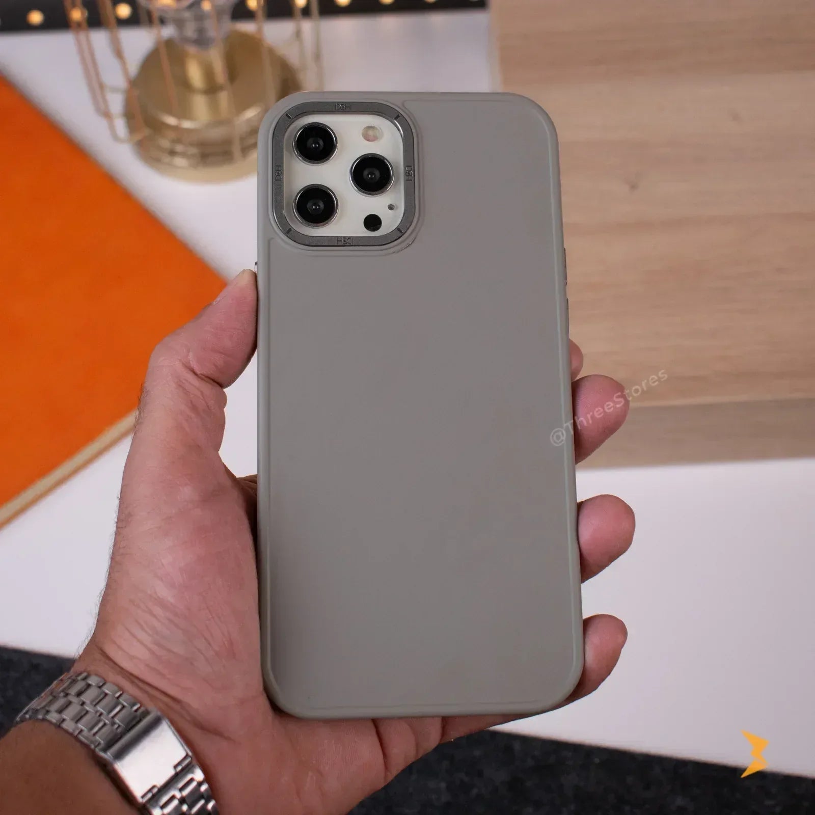 Hdd Shell Suit Case iPhone 12 Pro Max - Three
