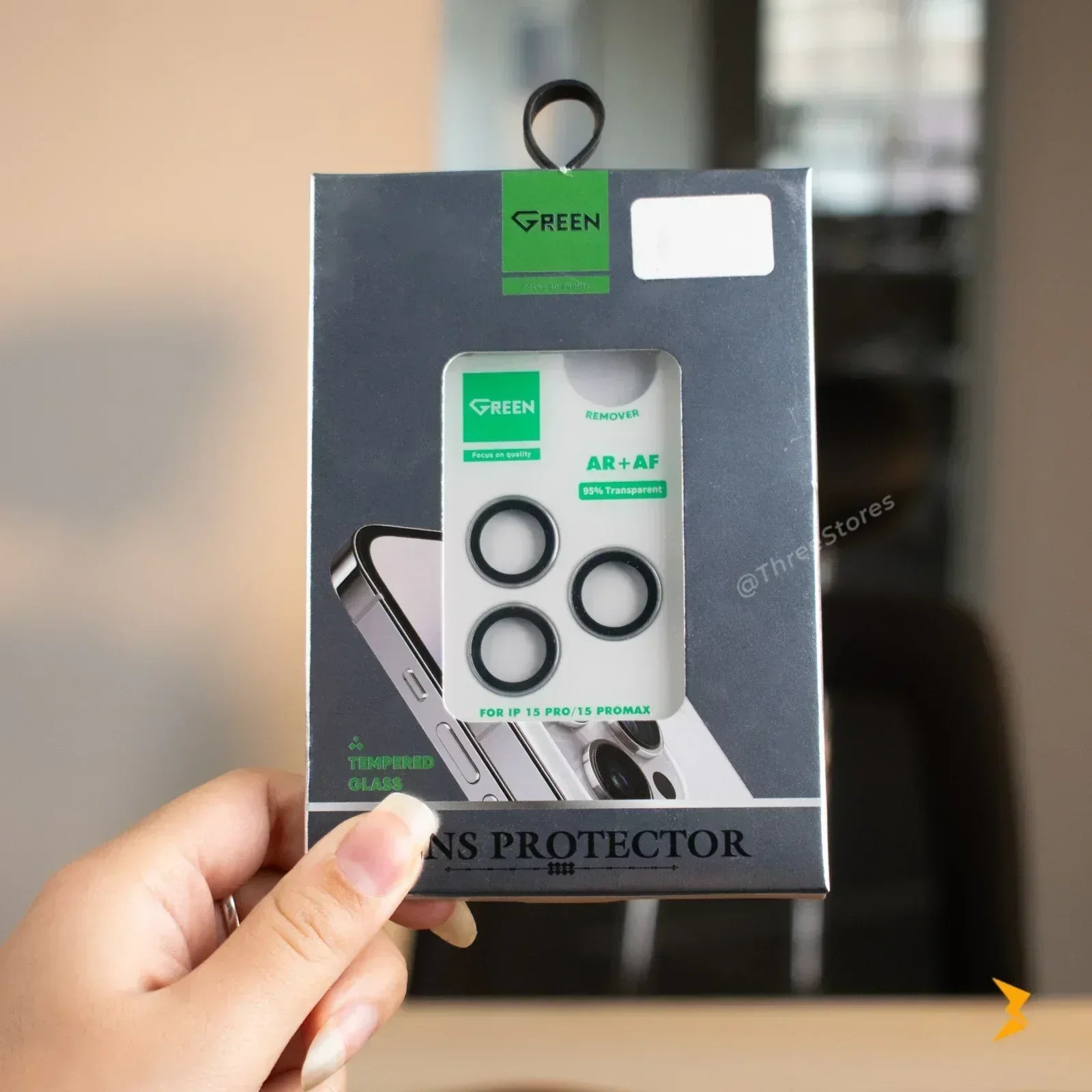 Green Ring Camera Lens Protector iPhone 16 Pro / 16 Pro Max - Three