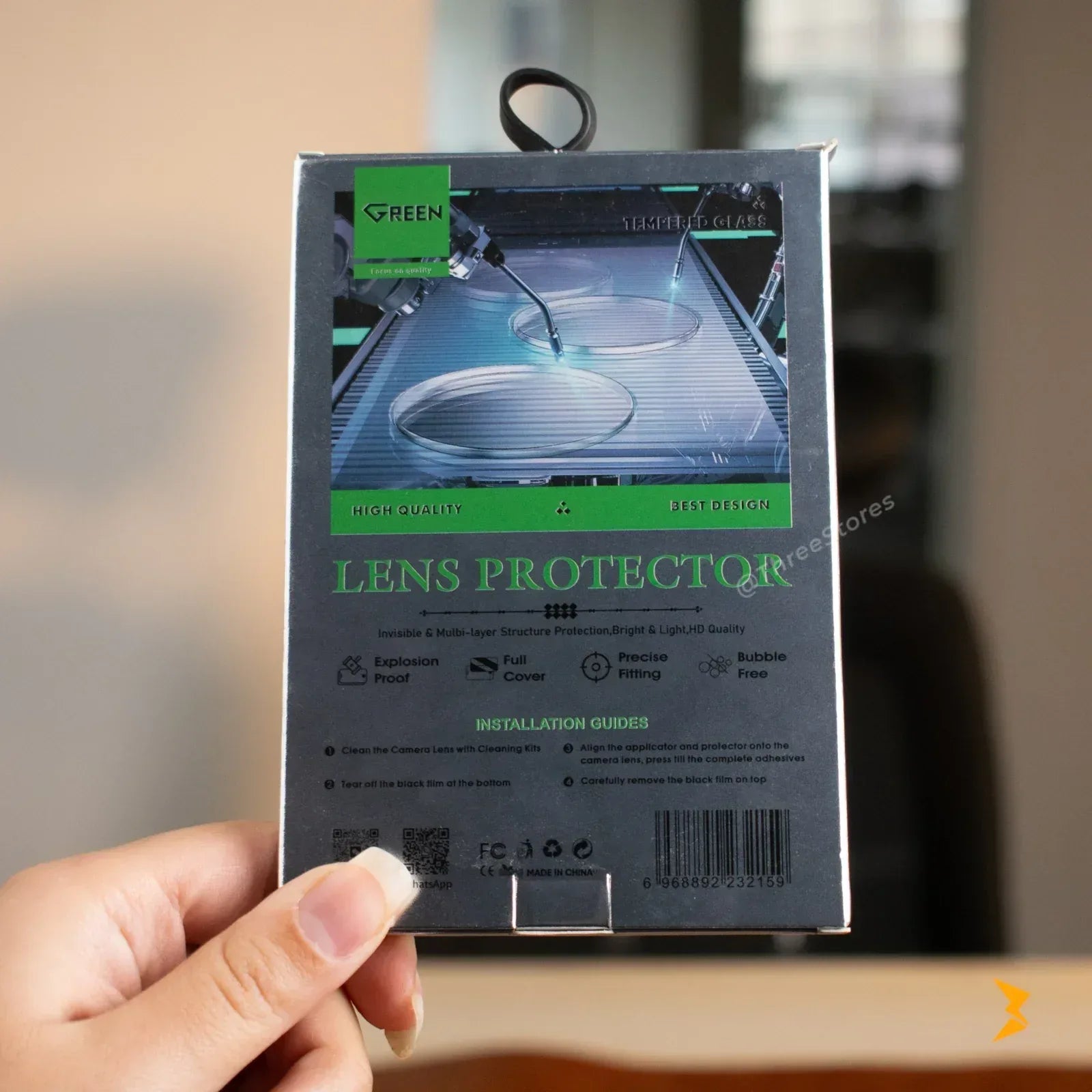 Green Ring Camera Lens Protector iPhone 16 Pro / 16 Pro Max - Three