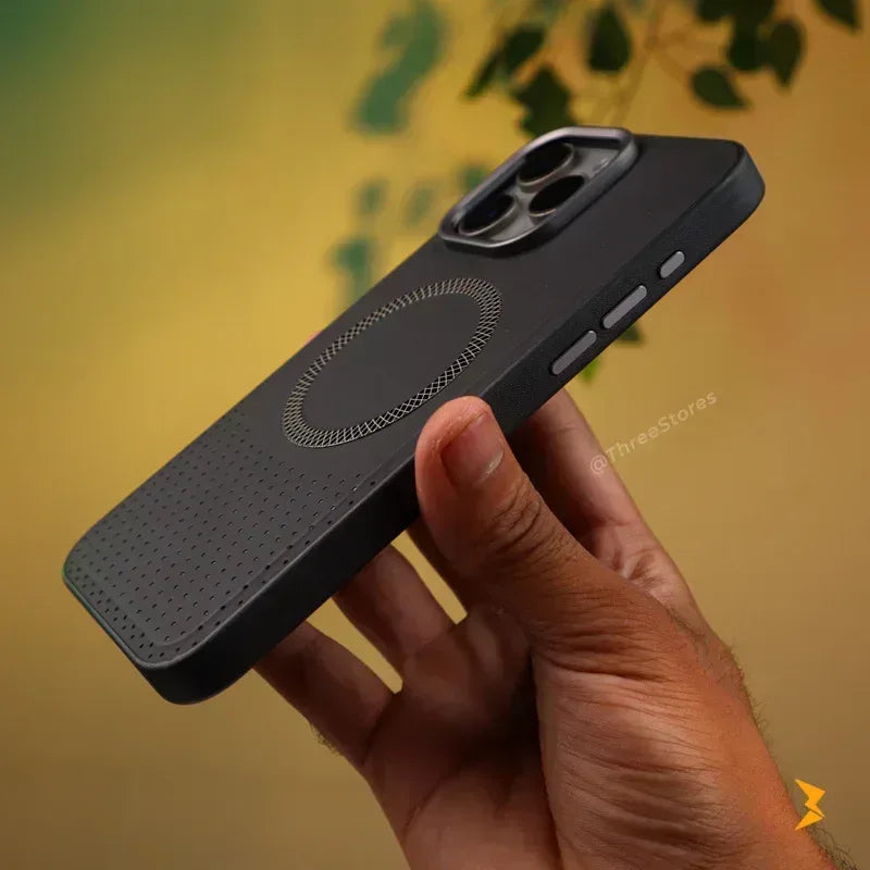 Unique Dots Magsafe Case iPhone 16 Pro Max - Three