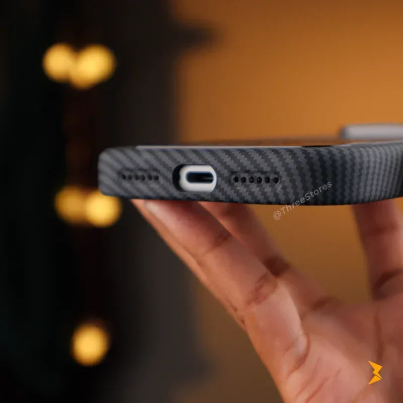 Air Vent Carbon Magsafe Case iPhone 17 Pro - Three