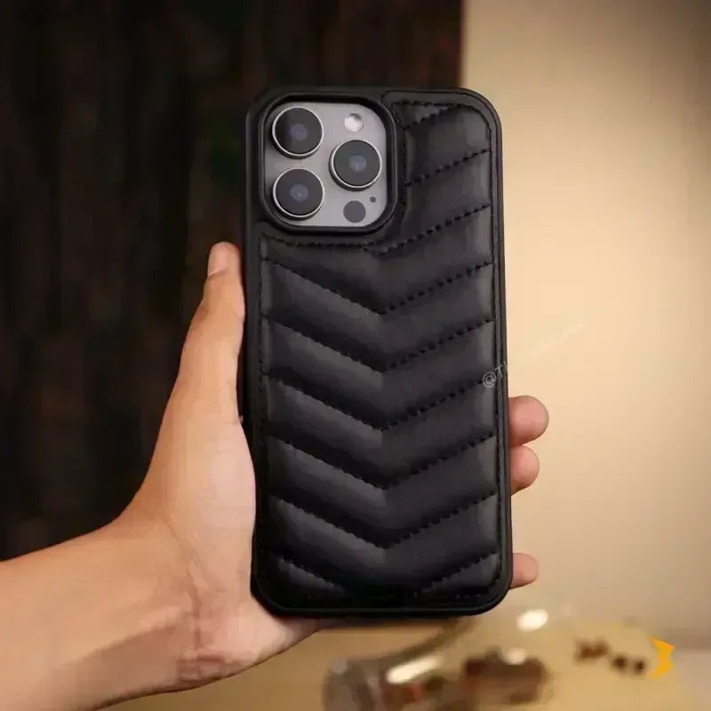 Armox Bump Leather Case iPhone 15 Pro Max - Three