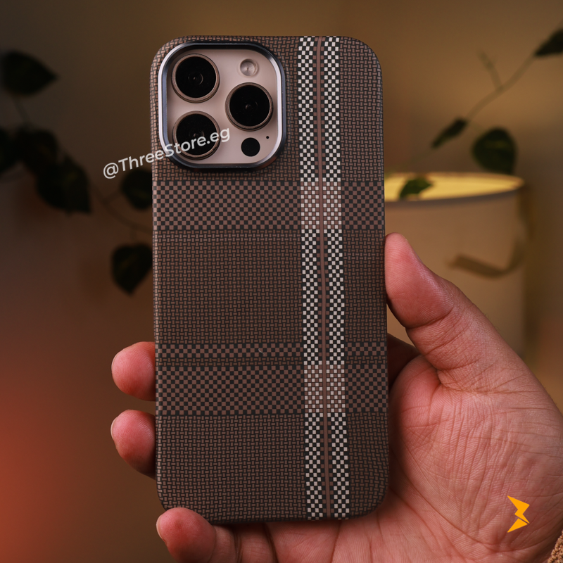 Party Plaid Case iPhone 16 Pro Max