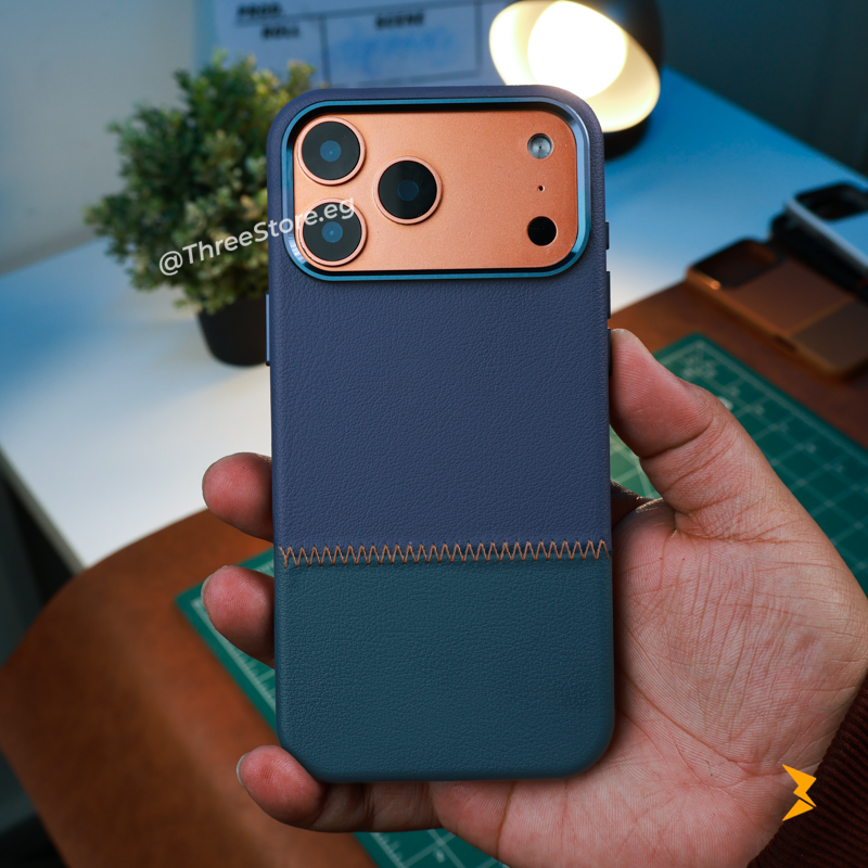 Halfway Leather Case iPhone 17 Pro Max