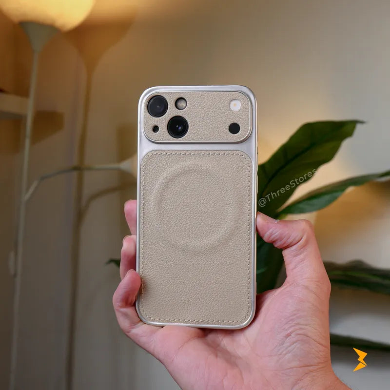 Signature Leather Magsafe Case iPhone 15