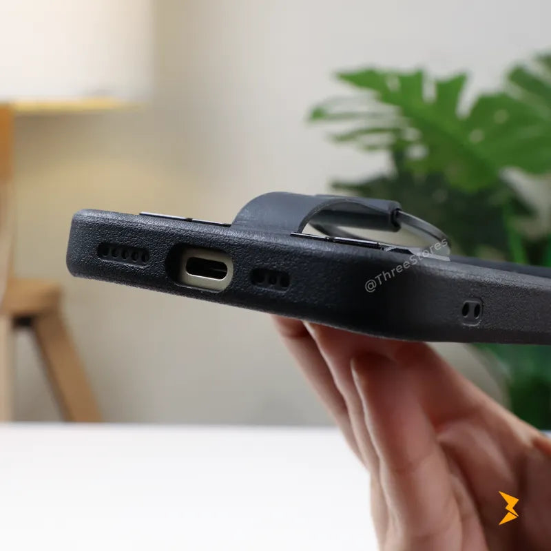 Trekker TPU Stand Magsafe Case iPhone 15