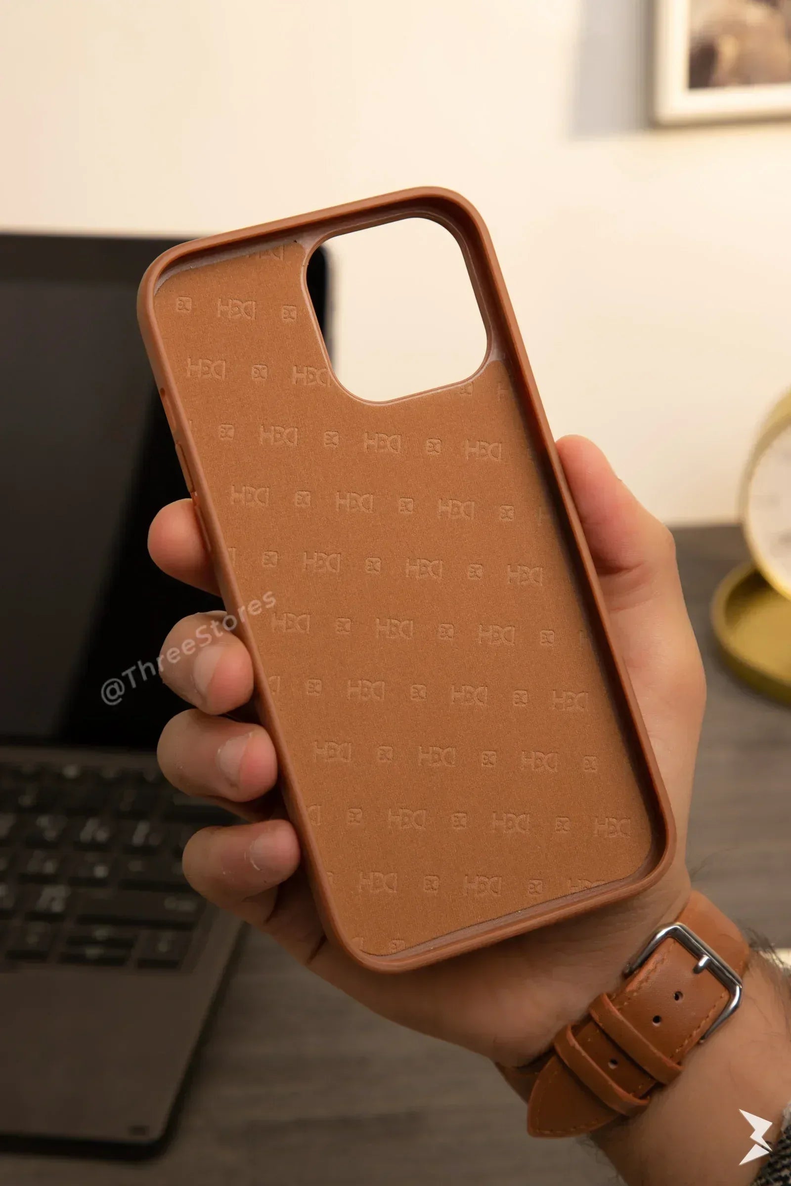 HDD Flag Leather Case iPhone 14 Pro Max - Three