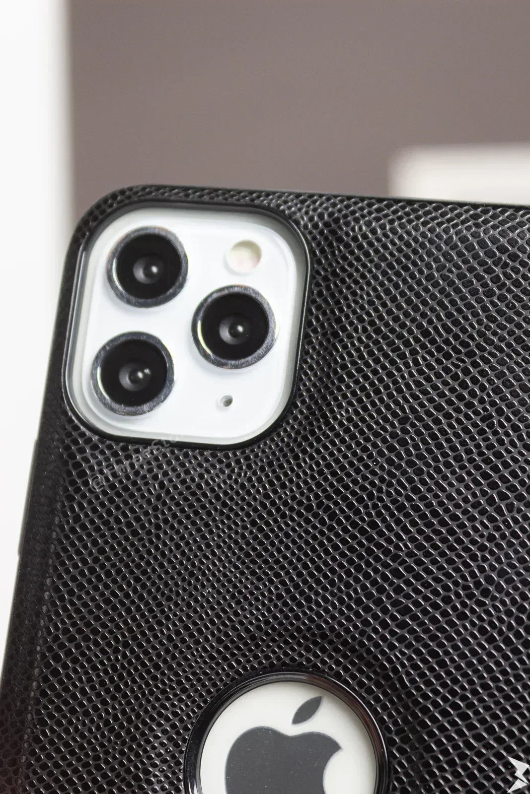 Puloka Mix Leather Case iPhone 11 Pro Max - Three