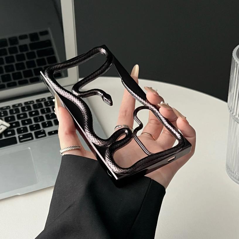 3D Snake Hollow Case Samsung S24 Ultra