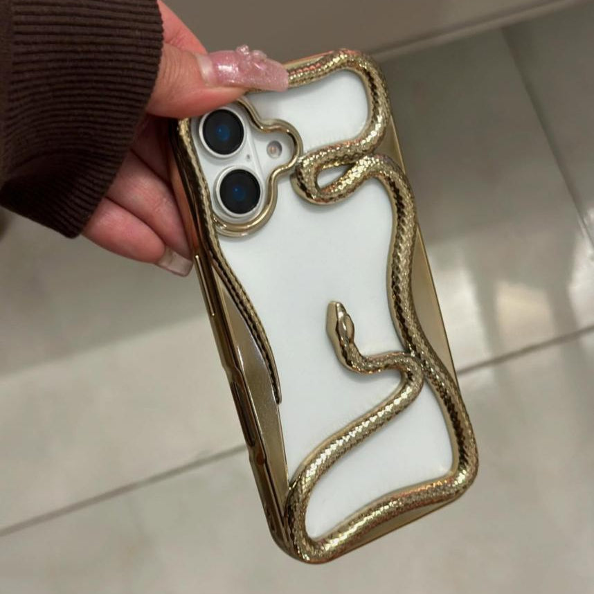 3D Snake Hollow Case iPhone 16 Plus