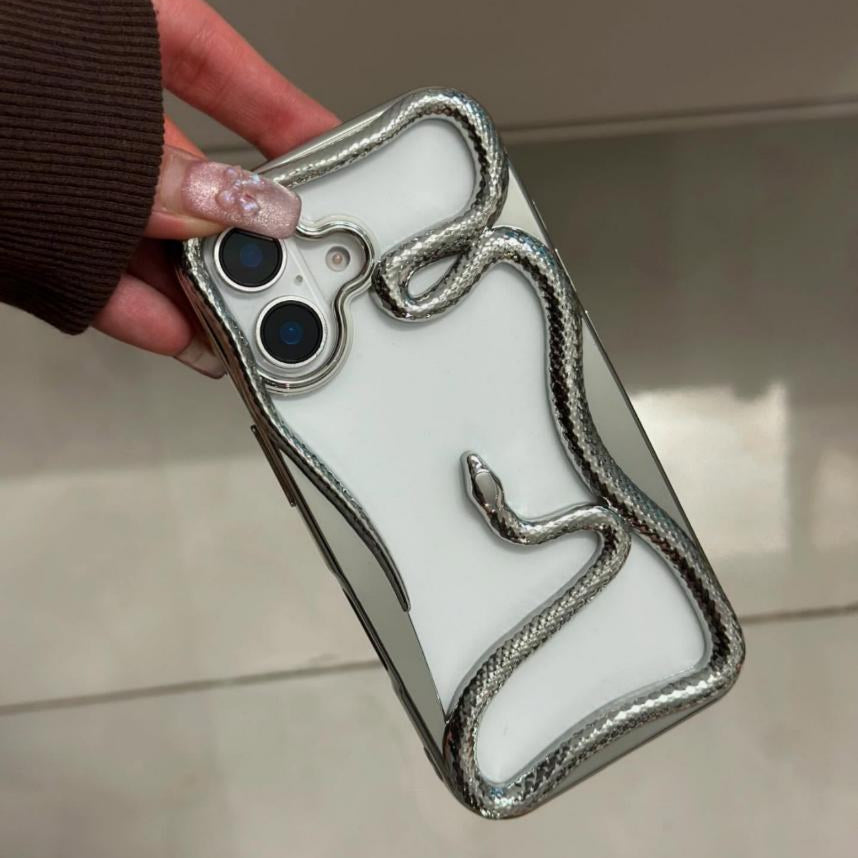 3D Snake Hollow Case iPhone 16 Plus