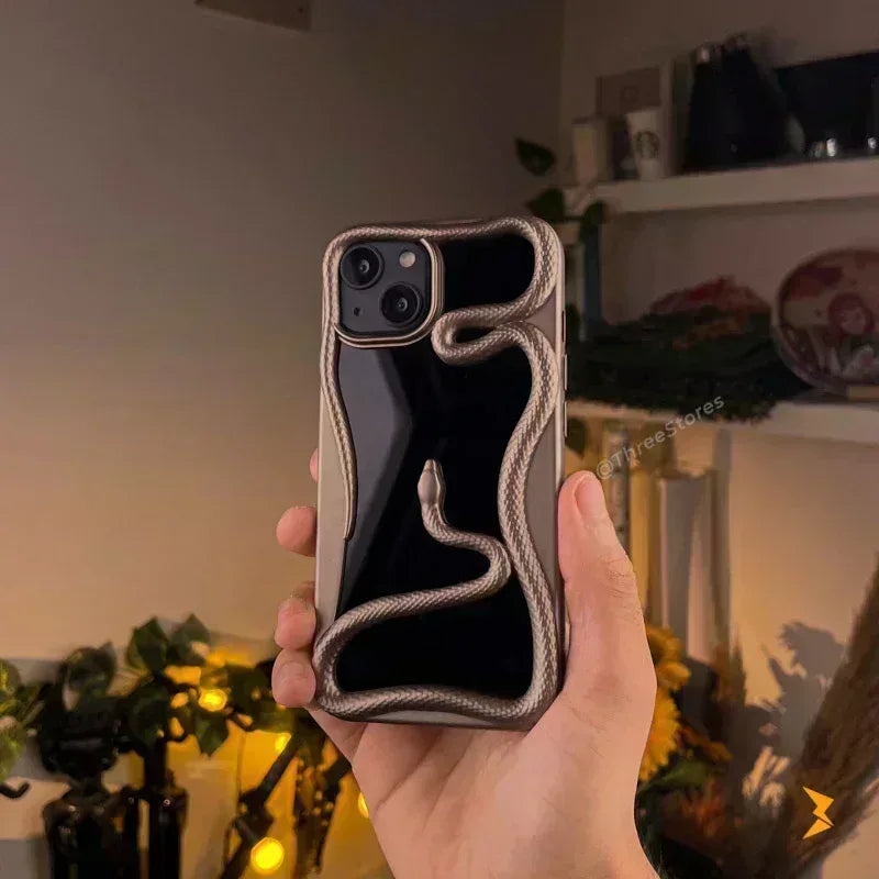 3D Snake Hollow Case iPhone 14/15 Plus - Three