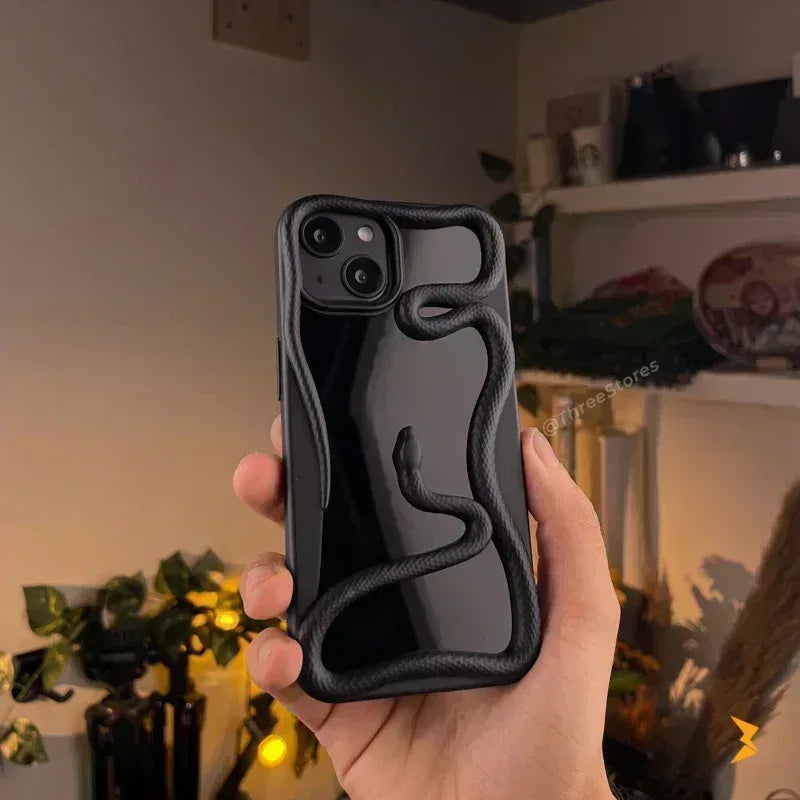 3D Snake Hollow Case iPhone 14/15 Plus - Three