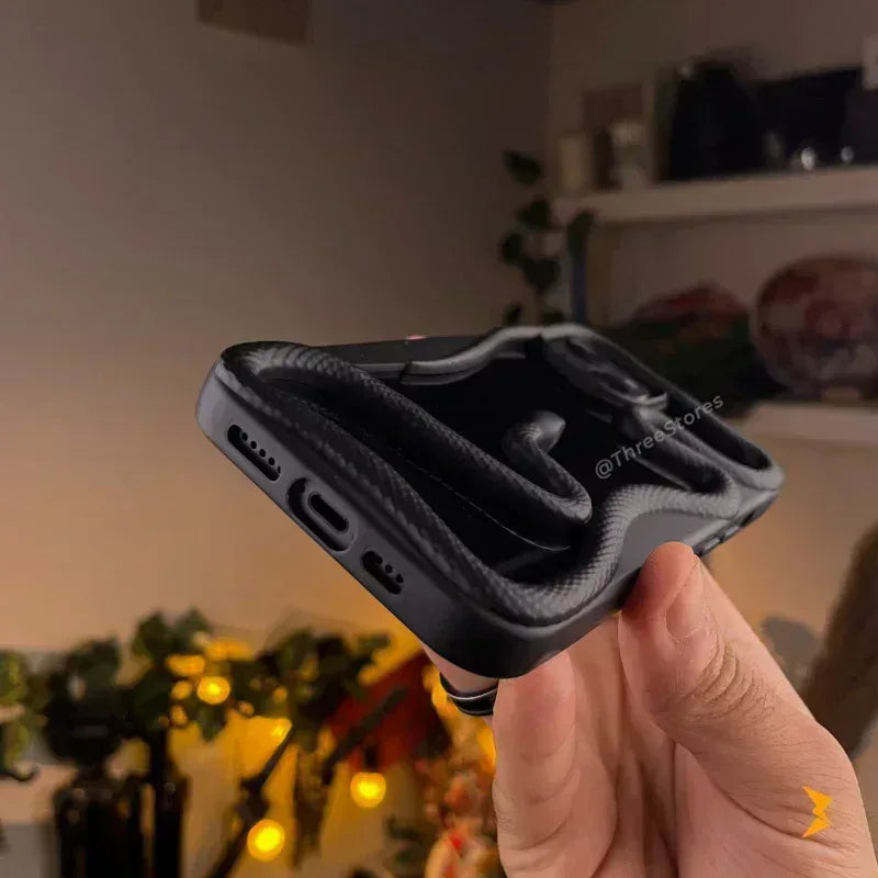 3D Snake Hollow Case iPhone 14/15 Plus - Three