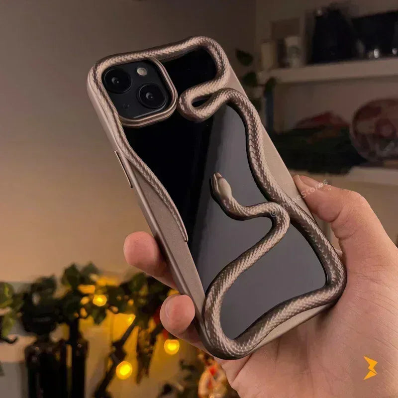 3D Snake Hollow Case iPhone 14/15 Plus - Three