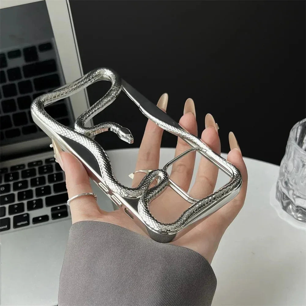 3D Snake Hollow Case iPhone 15 Pro Max - Three