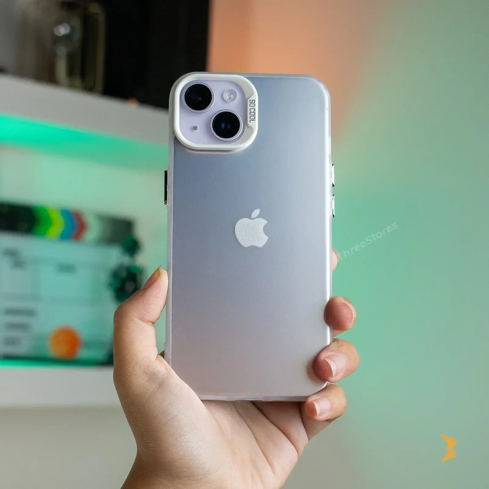 Aero Cool Case iPhone 13 / 14 - Three