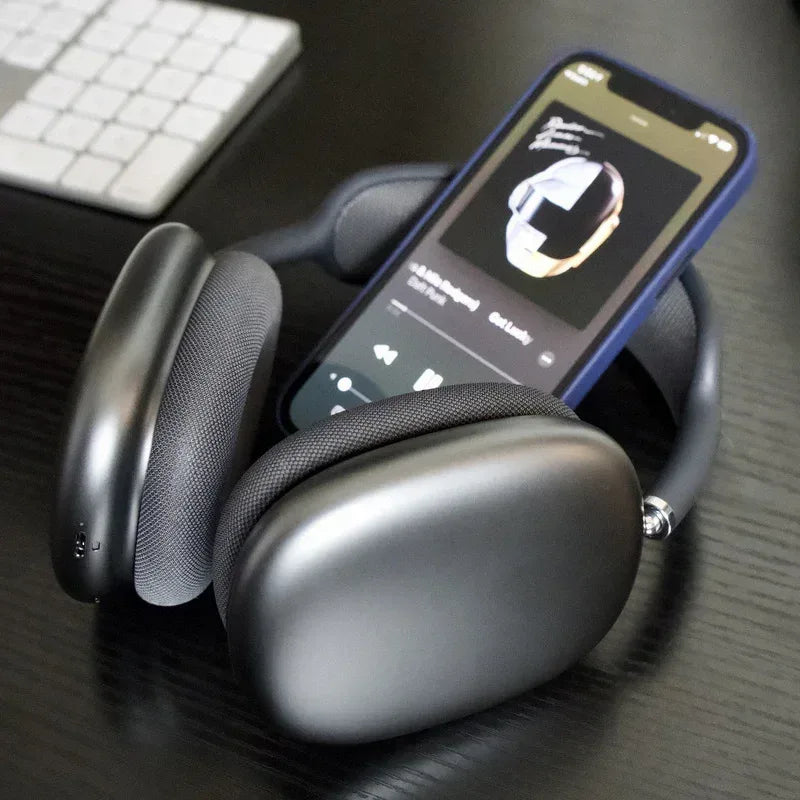 Air Max Bluetooth Headphone AP-6 - Three