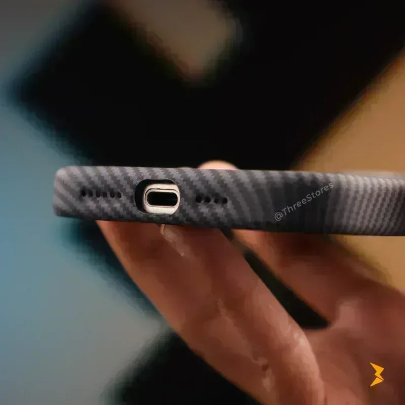 Air Vent Carbon Magsafe Case iPhone 16 Pro Max - Three
