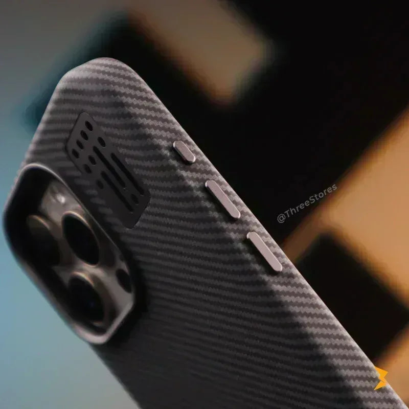 Air Vent Carbon Magsafe Case iPhone 16 Pro Max - Three