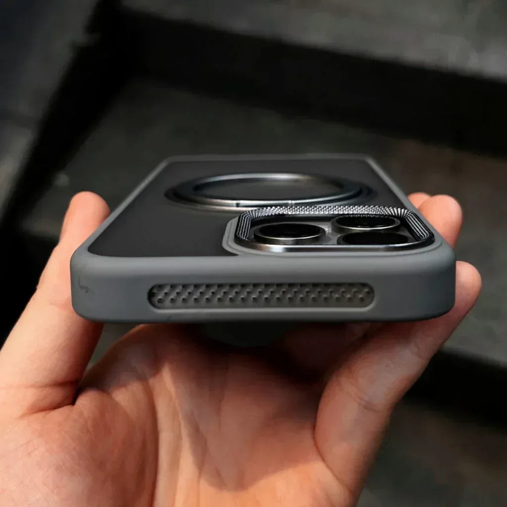 Airshade Mag Stand Case iPhone 12 Pro Max - Three