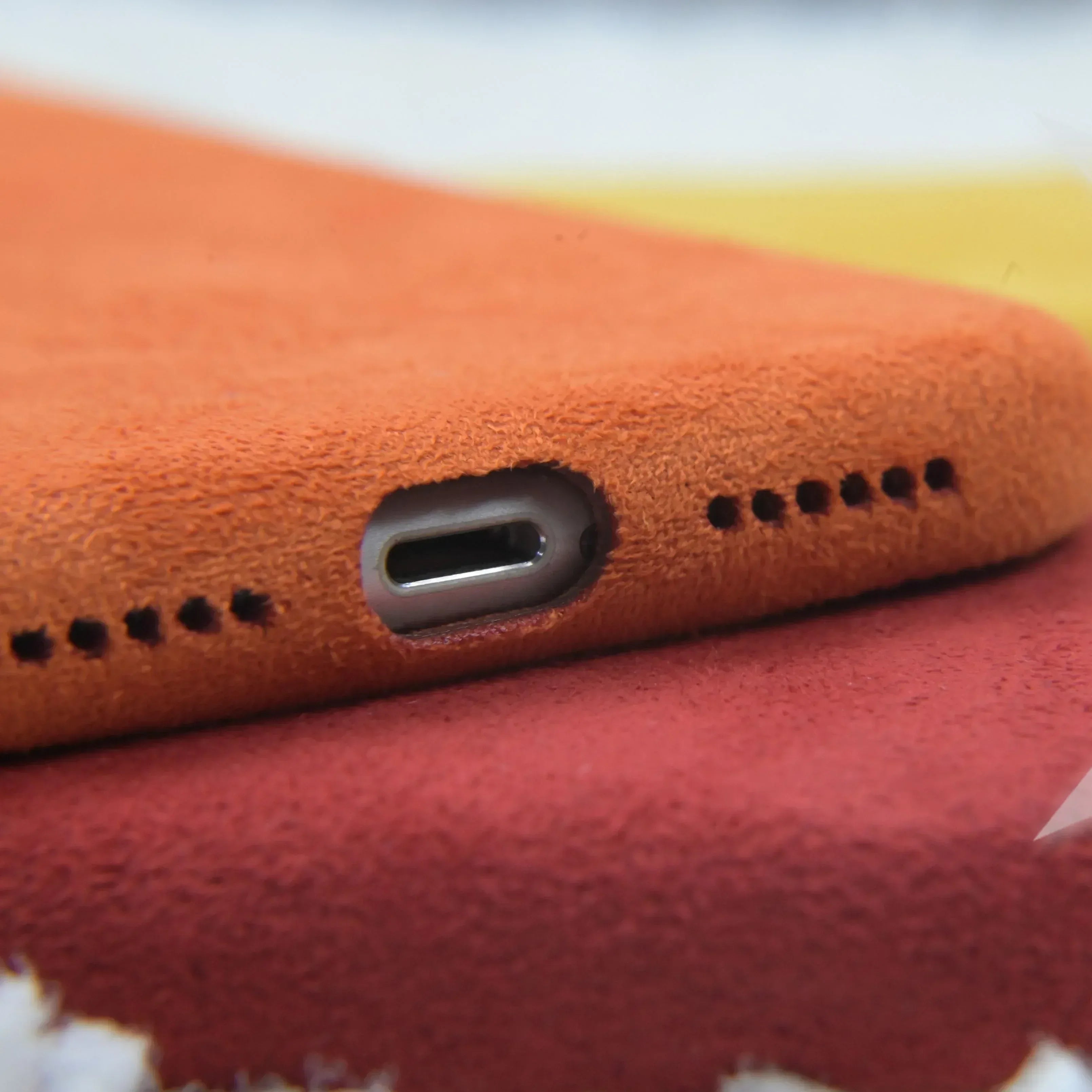 Alcantara Case iPhone 7 / 8 Plus - Three