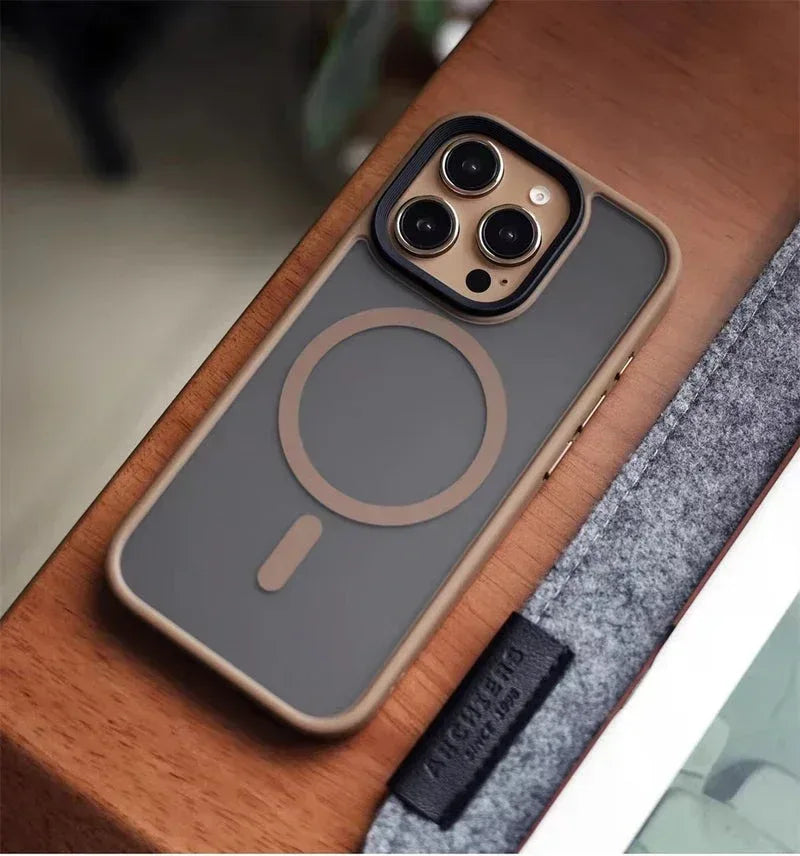 Arctic Shield Case iPhone 16 Pro Max - Three