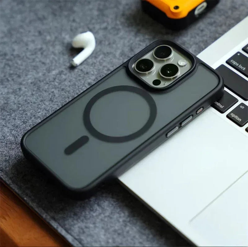 Arctic Shield Case iPhone 16 Pro Max - Three