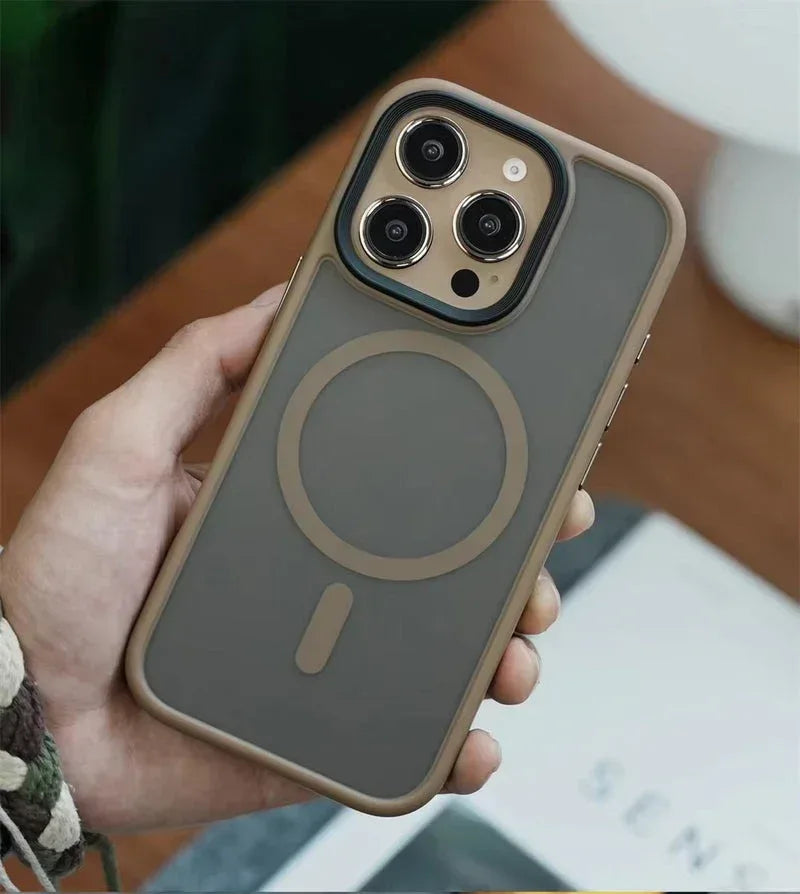 Arctic Shield Case iPhone 16 Pro Max - Three