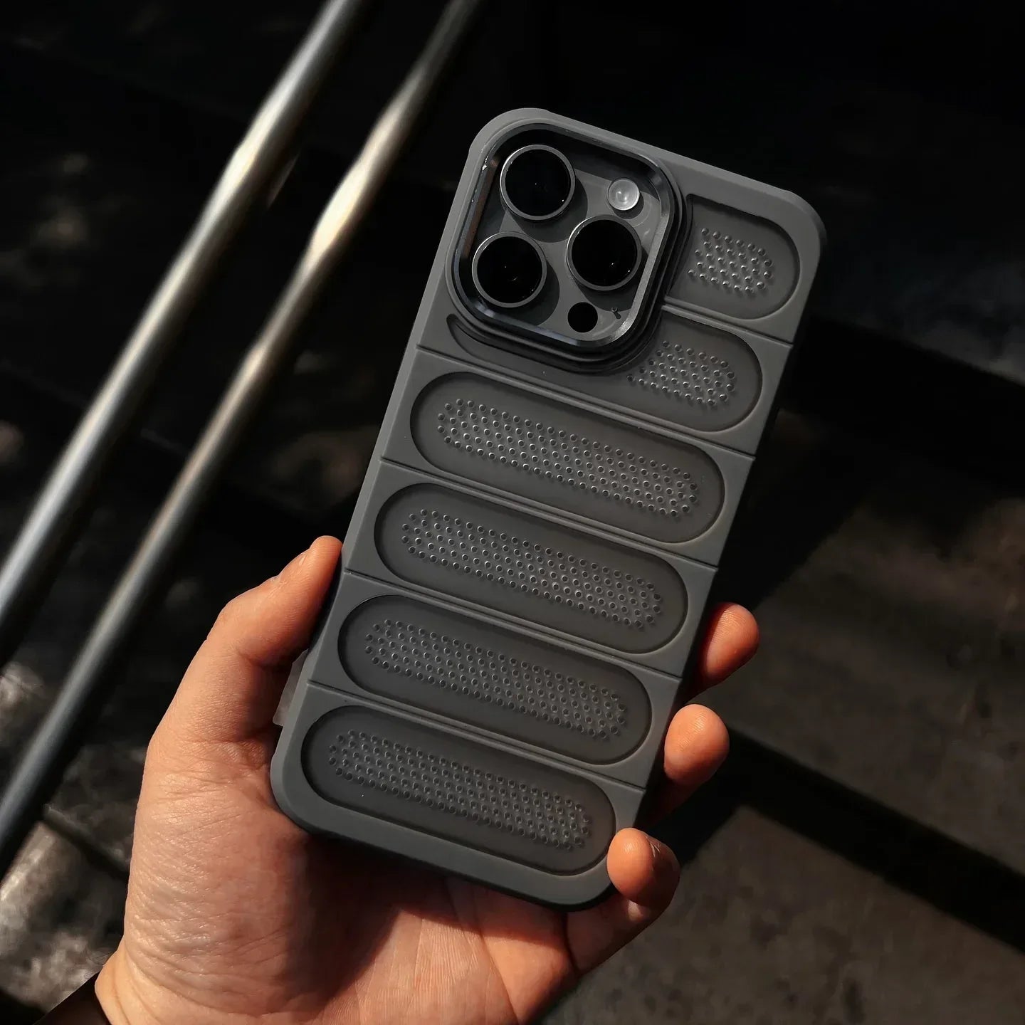 Arma Heat Dissipation Case iPhone 13 Pro Max - Three