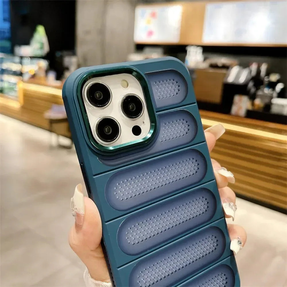 Arma Heat Dissipation Case iPhone 15 Pro Max - Three