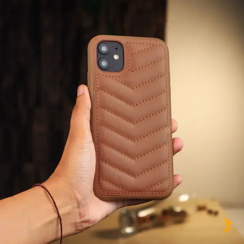 Armox Bump Leather Case iPhone 11 - Three