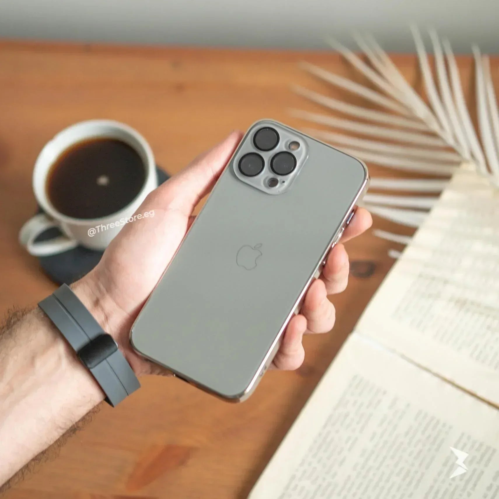 Astiya Basic Classy Tempered Glass Case iPhone 14 Pro Max - Three