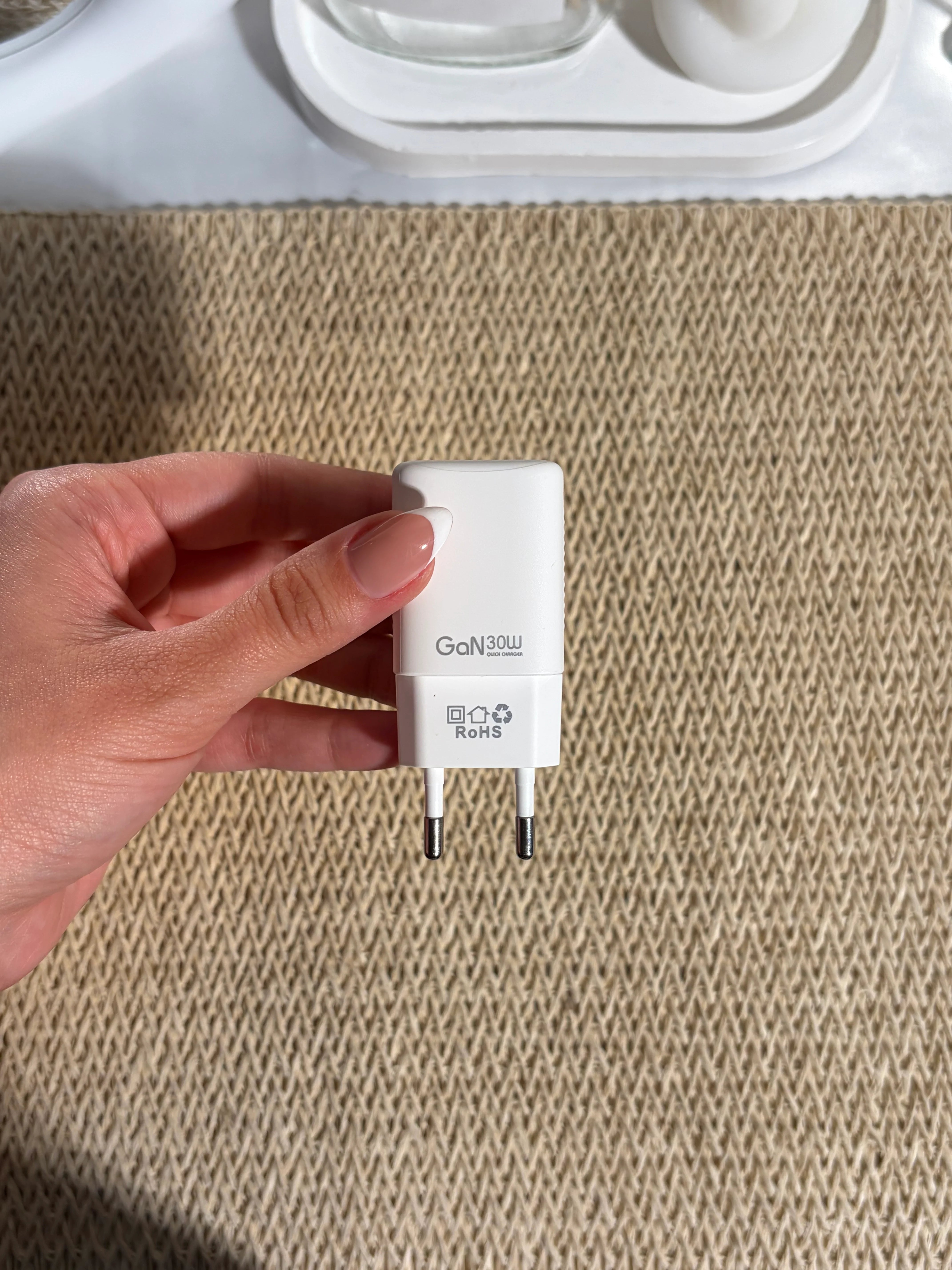 Lenyes 30W Dual Type-C PD Wall Charger with Type-C to Type-C Cable LCH028-EU