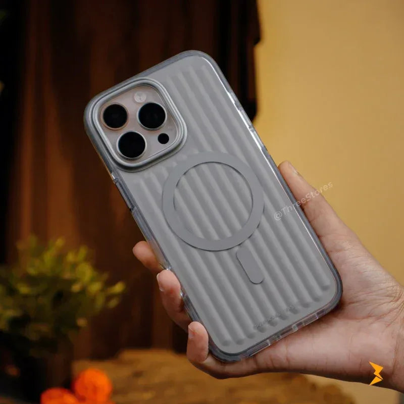 Bombard Magsafe Case iPhone 16 Pro Max - Three
