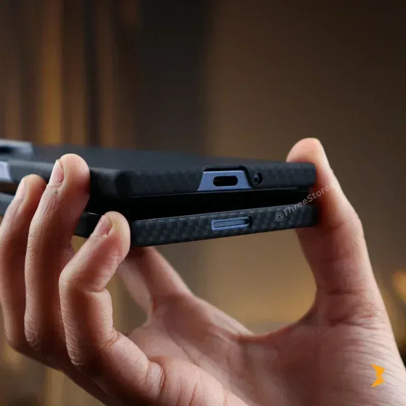 Carbon Shield Case Samsung Z Fold 7 - Three