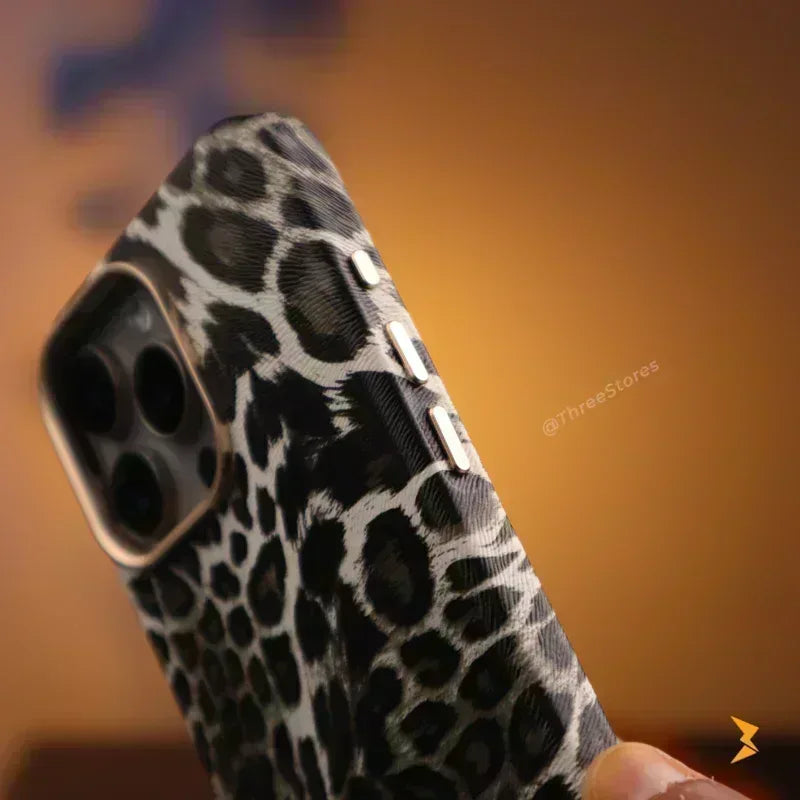 Cheetah Skin Magsafe Case iPhone 16 Pro Max - Three