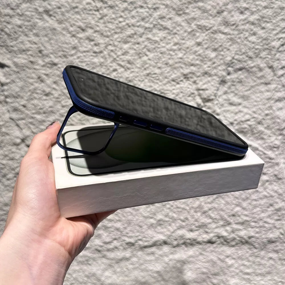 Chroma Bracket Magsafe Case iPhone 15 Pro Max