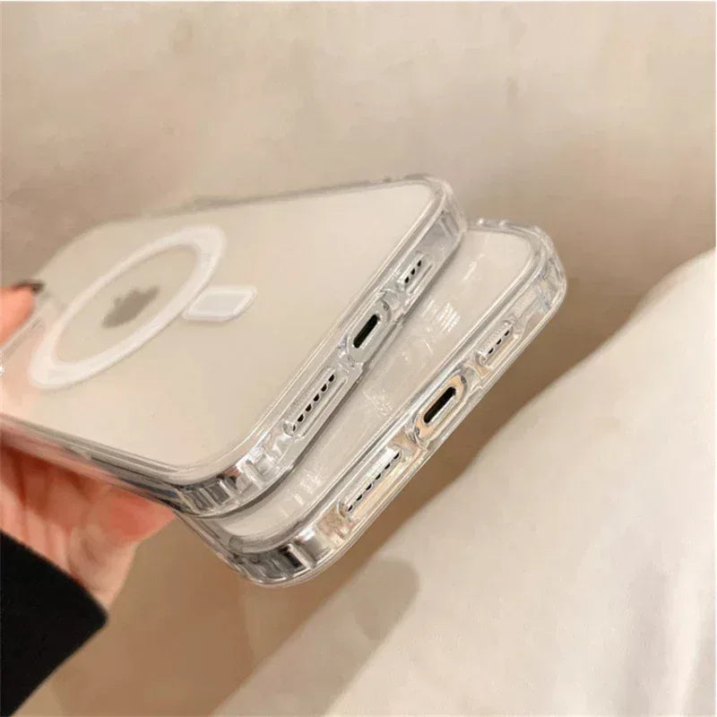 Clear with MagSafe Case iPhone 15 Pro - Three