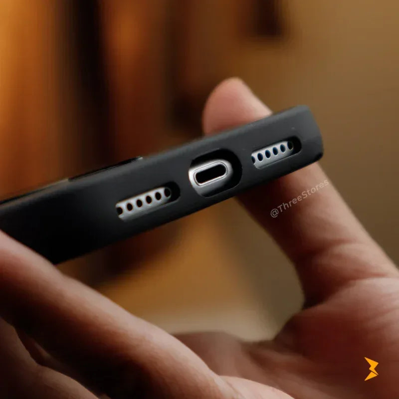 Clint Leather Magsafe Case iPhone 11 - Three