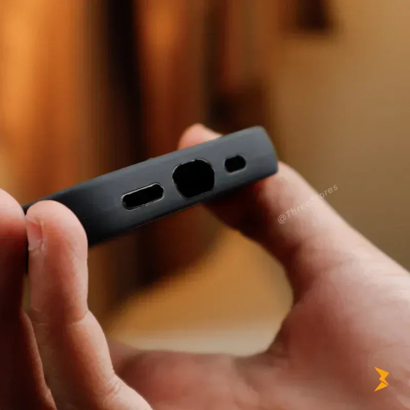 Clint Leather Magsafe Case iPhone 16 - Three