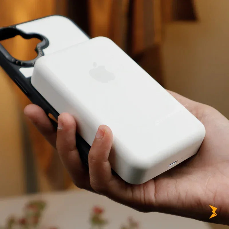 Clint Leather Magsafe Case iPhone 16 - Three