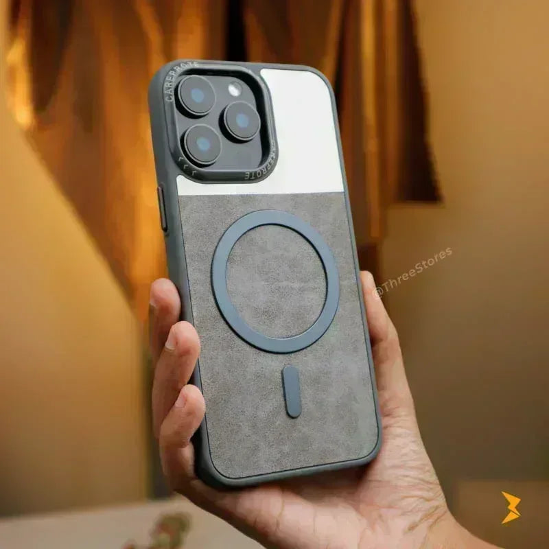 Clint Leather Magsafe Case iPhone 16 Pro - Three