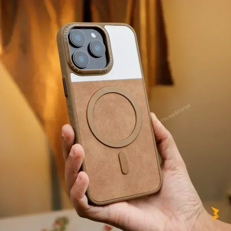 Clint Leather Magsafe Case iPhone 15 Pro - Three