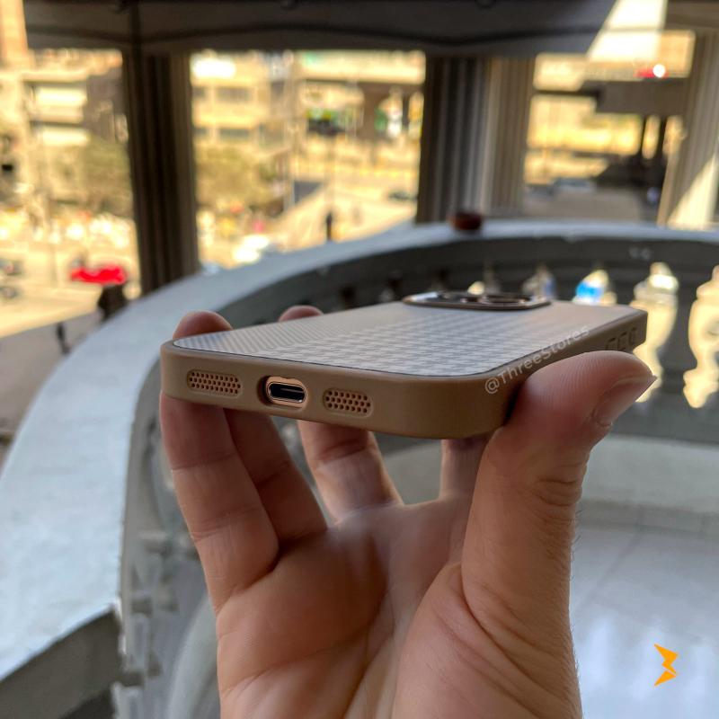 Comie Figure Magsafe Case iPhone 15 Pro Max